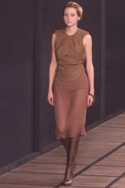 Look 4